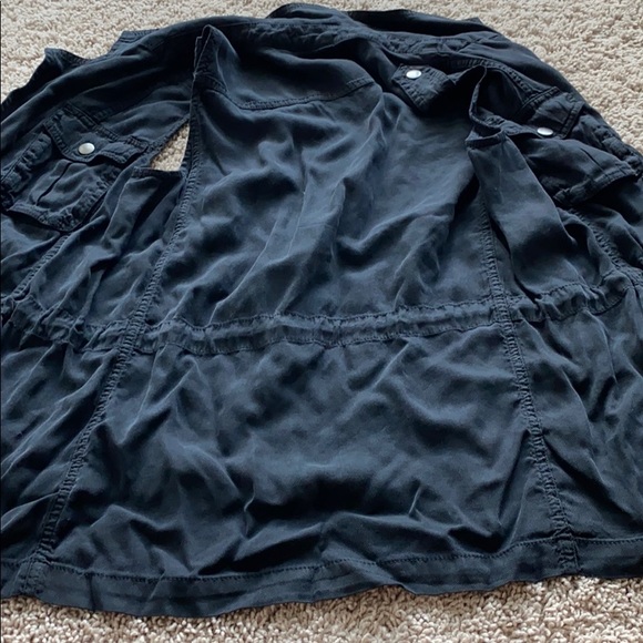 Vest - Picture 3 of 3